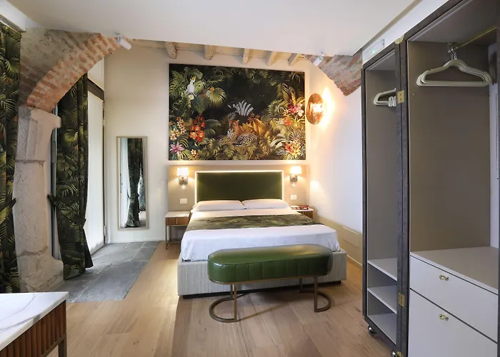 Suites&atelier Gasthof Como